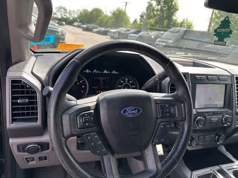 Used 2020 Ford F150 XLT w/ Equipment Group 302A Luxury AWD/4WD image 6