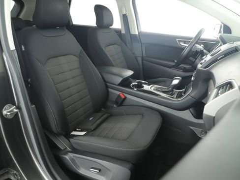 Used 2018 Ford Edge SEL image 17