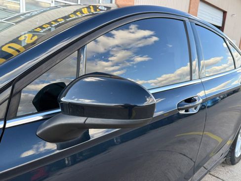 Used 2020 Ford Fusion SE image 11