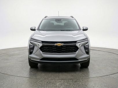 Used 2025 Chevrolet Trax LT w/ LT Convenience Package