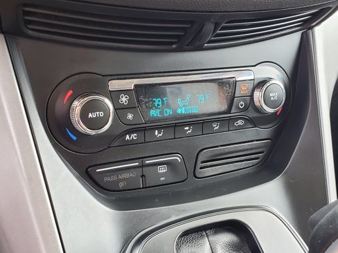 Used 2014 Ford Escape SE w/ Equipment Group 201A FWD image 21