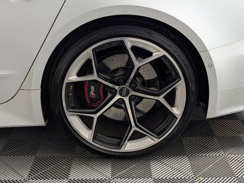 Used 2024 Audi RS 7 Performance image 12