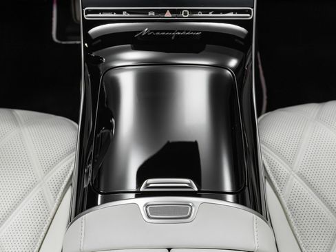 Used 2024 Mercedes-Benz Maybach S 680 4MATIC image 31