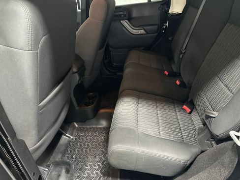 Used 2011 Jeep Wrangler Unlimited Sport AWD/4WD image 31