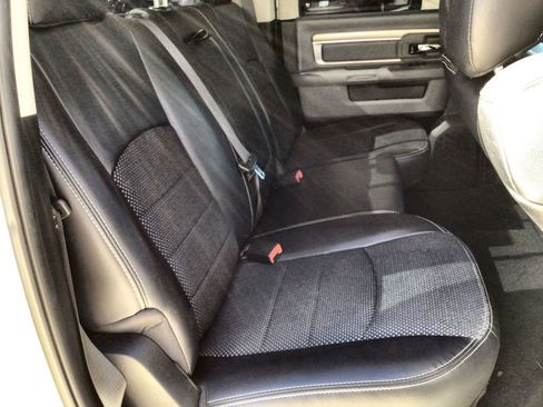 Used 2018 RAM 1500 Lone Star image 28