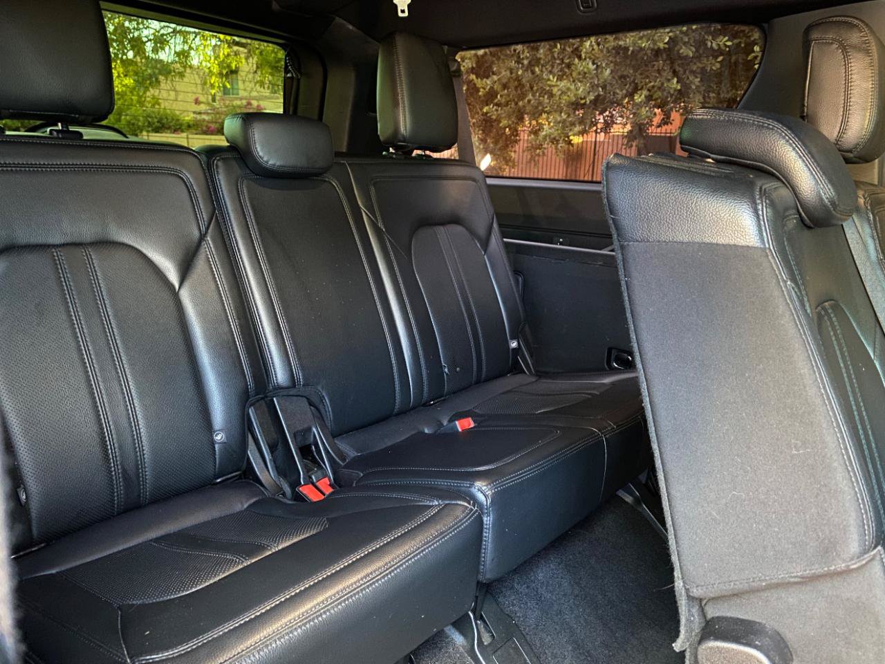 Used 2019 Ford Expedition Max Limited RWD image 50