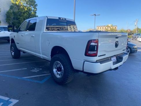 Used 2023 RAM 3500 Laramie AWD/4WD image 3