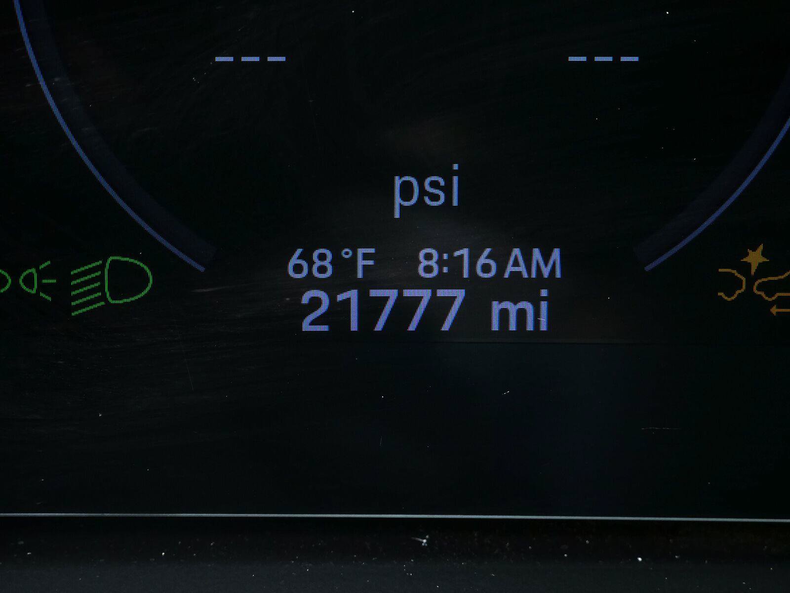 Certified 2024 Porsche Cayenne AWD/4WD image 9