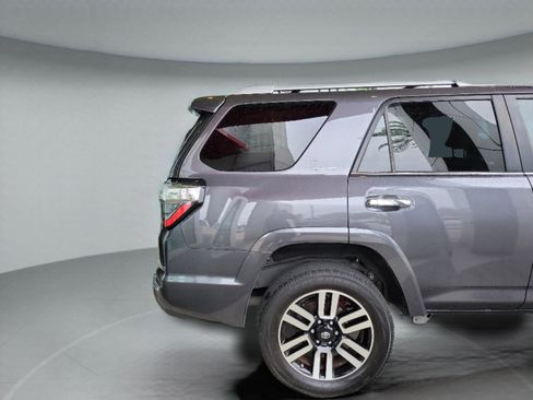 Used 2018 Toyota 4Runner Limited image 31