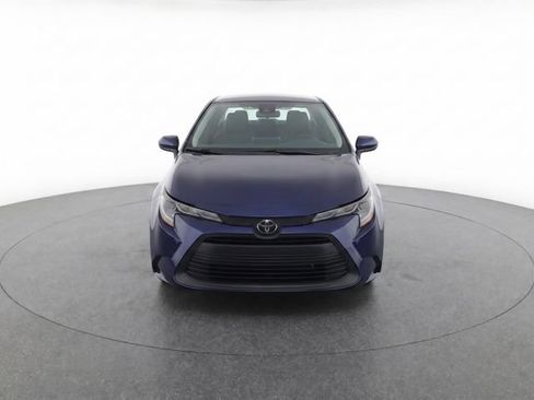 Used 2025 Toyota Corolla LE FWD image 5