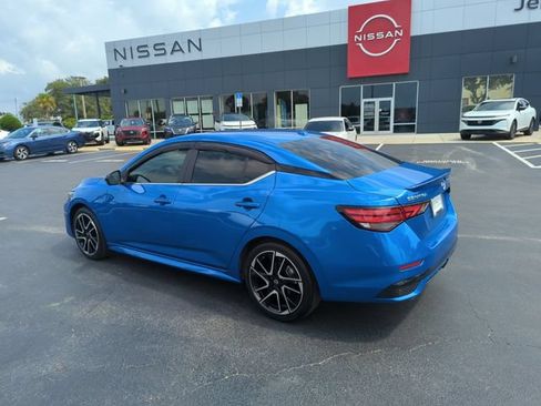 Certified 2024 Nissan Sentra SR w/ SR Premium Package FWD image 9