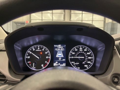 Used 2024 Subaru Crosstrek 2.0i Premium image 15