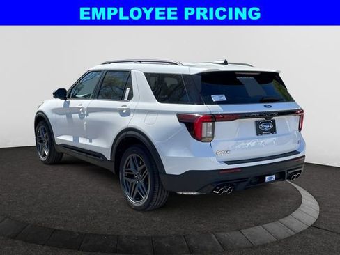 New 2026 Ford Explorer ST AWD/4WD image 3