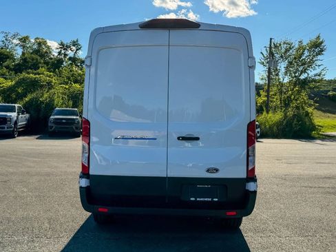 Used 2023 Ford E-Transit Medium Roof RWD image 4