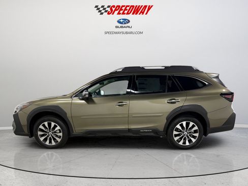 New 2025 Subaru Outback Touring XT image 4