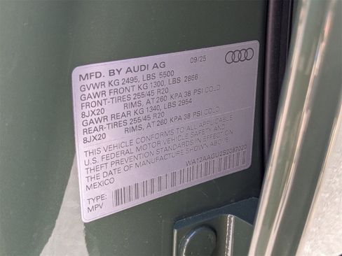 New 2025 Audi Q5 Premium Plus image 17