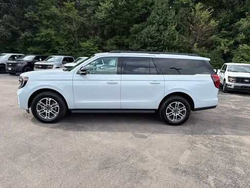 New 2026 Ford Expedition Max Active RWD image 6