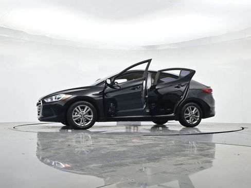 Used 2018 Hyundai Elantra SEL FWD image 51