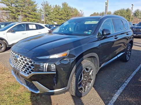 Used 2023 Hyundai Santa Fe Limited image 3