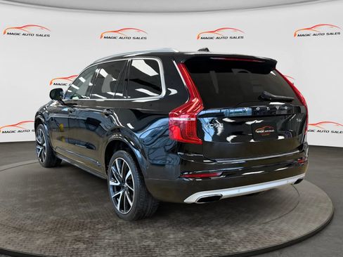 Used 2021 Volvo XC90 T6 Momentum w/ Advanced Package AWD/4WD image 8