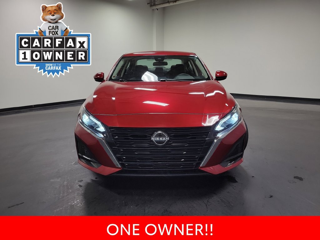 Used 2023 Nissan Altima 2.5 SV FWD image 3
