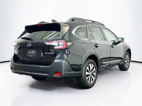 Used 2023 Subaru Outback Premium AWD/4WD image 9
