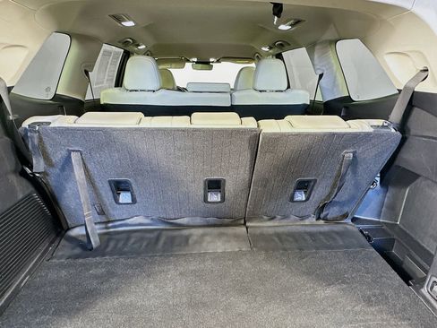 Used 2023 Subaru Ascent Limited AWD/4WD image 33