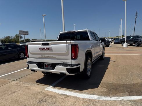 Used 2021 GMC Sierra 1500 Denali w/ Denali Ultimate Package AWD/4WD image 13