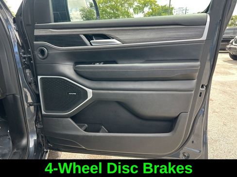 Used 2024 Jeep Wagoneer Series II AWD/4WD image 27