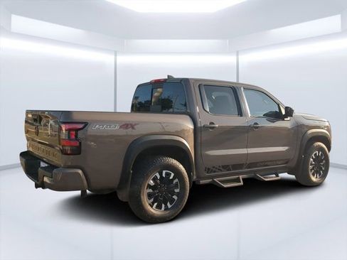 Used 2023 Nissan Frontier PRO-4X w/ Pro Convenience Package image 3