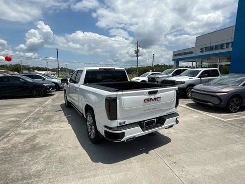 Used 2024 GMC Sierra 1500 Denali w/ Denali Reserve Package AWD/4WD image 4