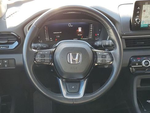 Used 2023 Honda Pilot Elite image 37