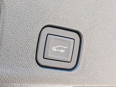 New 2026 Buick Enclave Avenir w/ Super Cruise Package AWD/4WD image 33