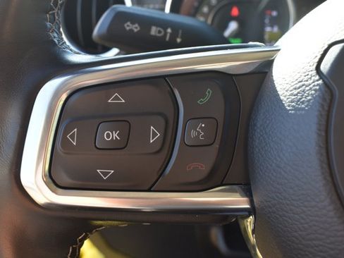 Used 2023 Jeep Wrangler Unlimited Sahara w/ Cold Weather Group AWD/4WD image 19