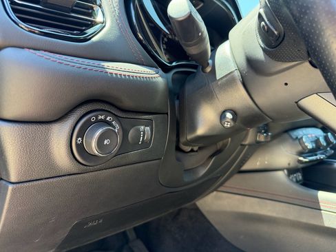Used 2022 Dodge Durango R/T AWD/4WD image 12