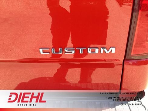 Used 2019 Chevrolet Silverado 1500 Custom w/ Custom Value Package AWD/4WD image 13