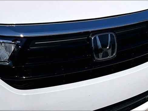 Used 2024 Honda Odyssey Touring image 37