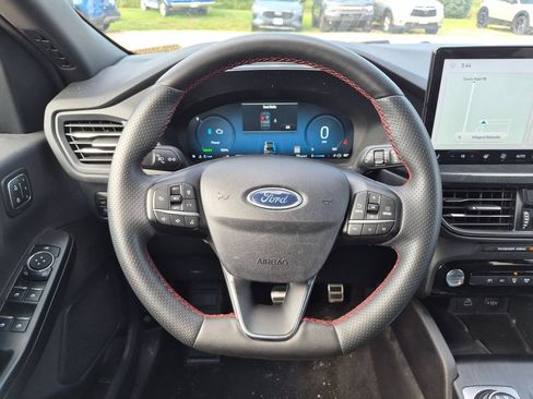 Used 2023 Ford Escape ST-Line Elite AWD/4WD image 16