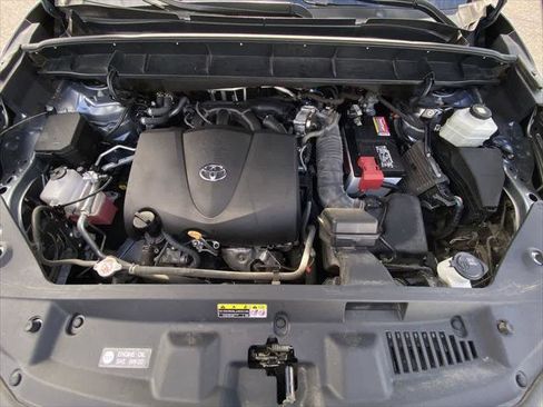 Certified 2021 Toyota Highlander Platinum image 27