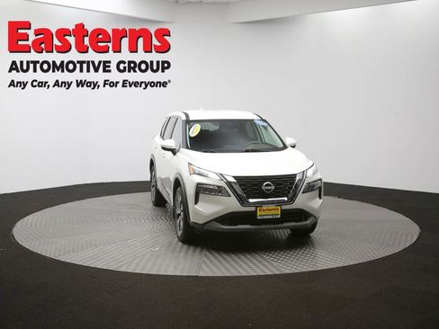 Used 2022 Nissan Rogue SV image 47