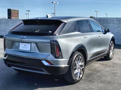 Certified 2026 Cadillac Optiq Luxury 1 image 37