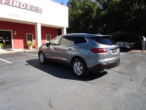 Used 2021 Buick Enclave Essence w/ Trailering Package, 5000 lbs. image 4
