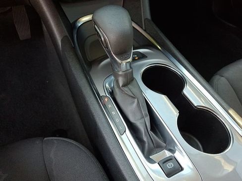 Used 2024 Chevrolet Malibu LT FWD image 14