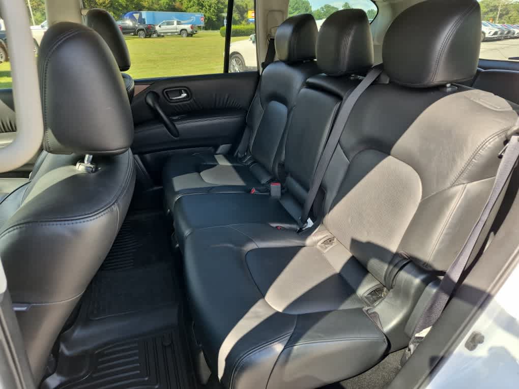 Used 2023 Nissan Armada SL AWD/4WD image 10