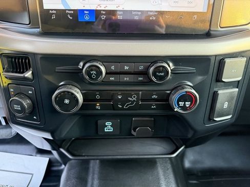 Used 2024 Ford F150 XL image 22
