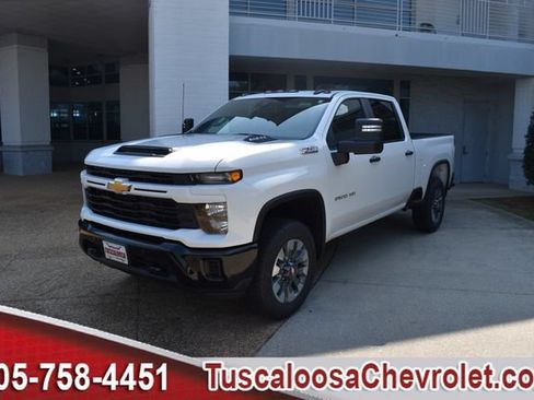 New 2026 Chevrolet Silverado 2500 Custom w/ Custom Value Package AWD/4WD image 5