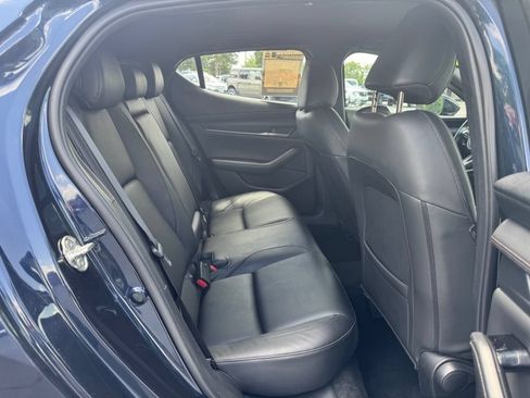 Used 2024 MAZDA MAZDA3 s FWD image 19