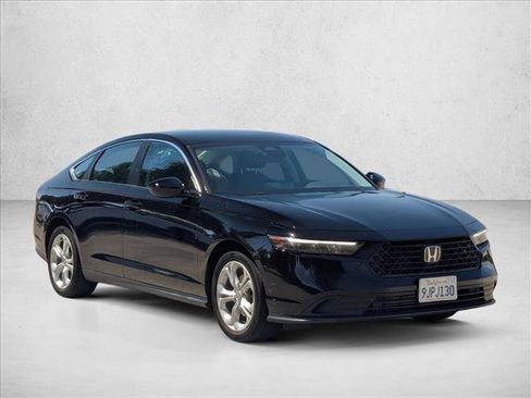 Used 2023 Honda Accord LX image 3