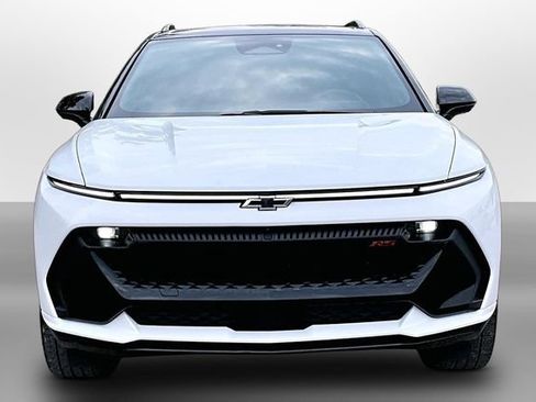Certified 2024 Chevrolet Equinox EV RS FWD image 2