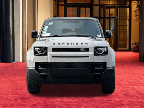 New 2026 Land Rover Defender 110 S image 7